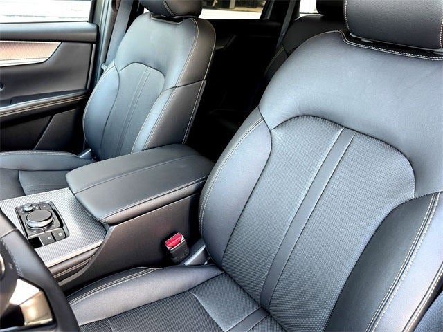 2025 Mazda Mazda CX-70 Plug-In Hybrid Premium AWD