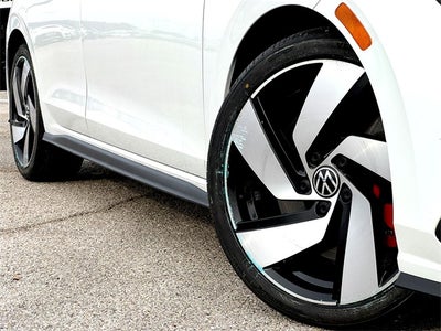 2022 Volkswagen Golf GTI 2.0T SE